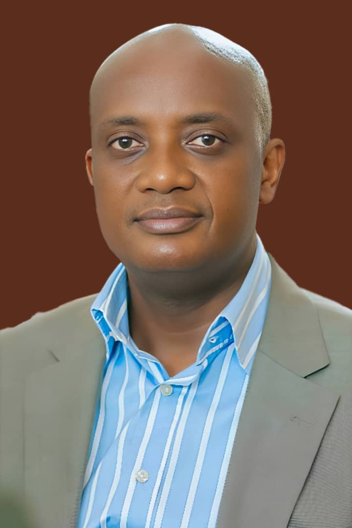 Dr. Benoît Ruratotoye